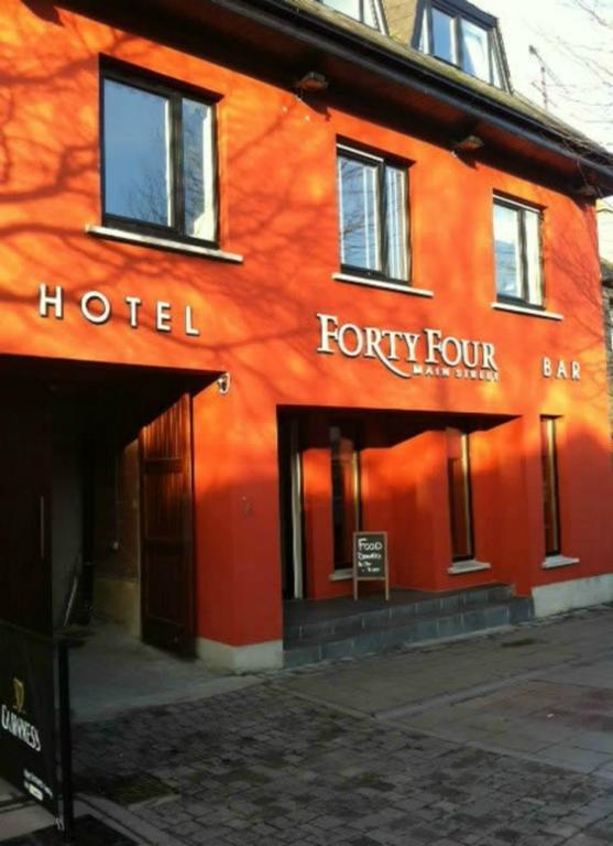 Forty Four Main Street Swords Exteriör bild